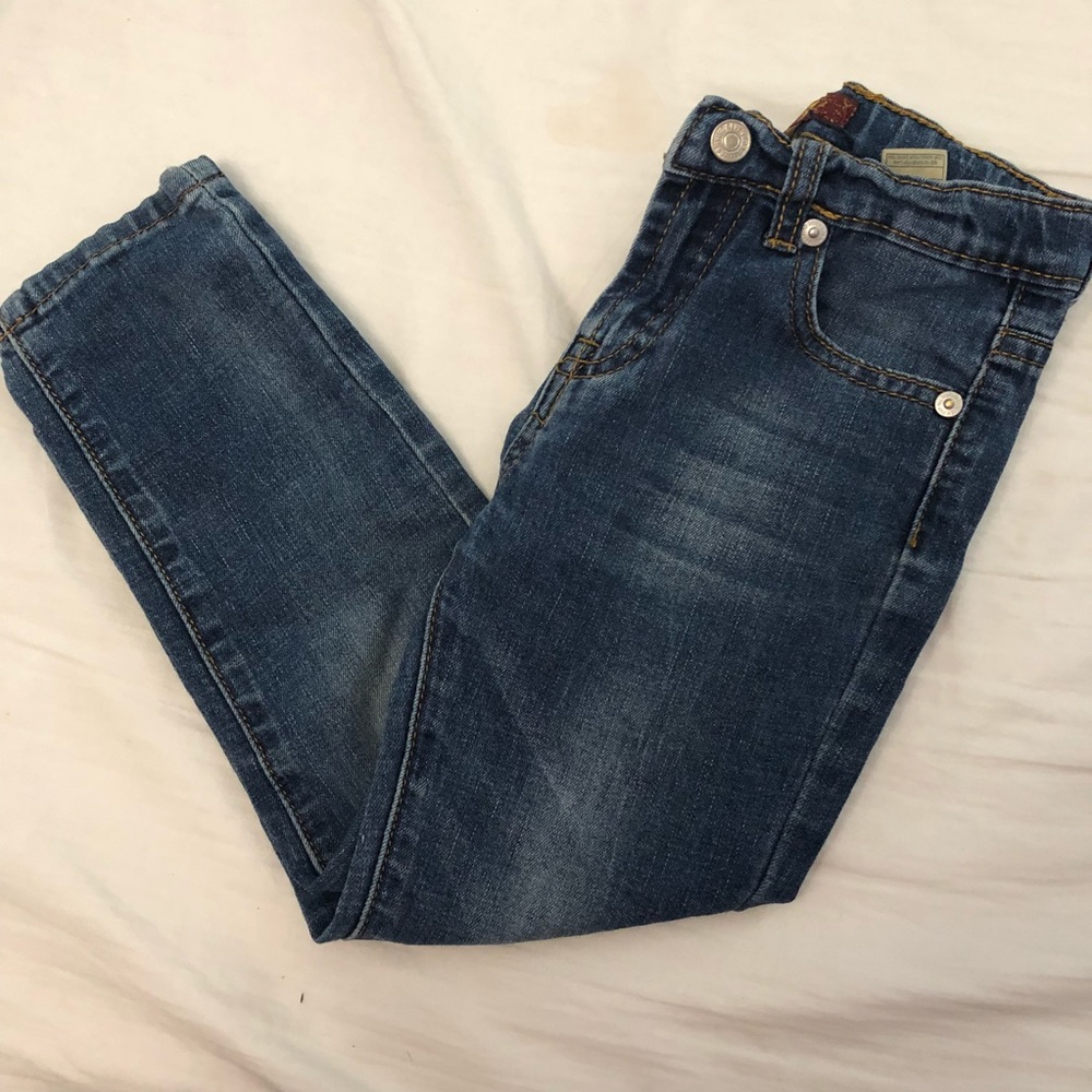 Skinny jeans